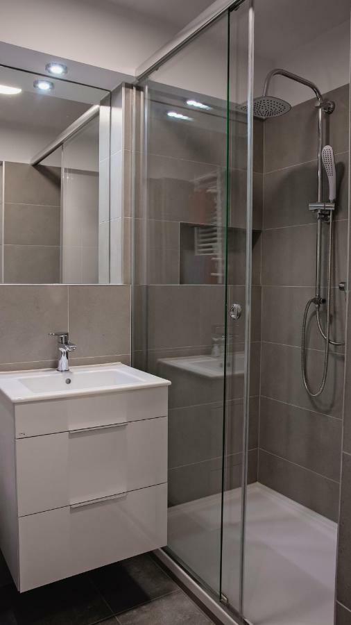 ראסיבורז' Apartament Piano 3 מראה חיצוני תמונה